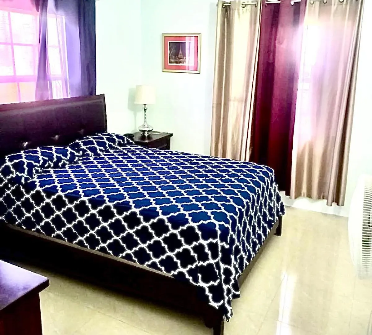 Guest house Villa Oasis Drax Hall